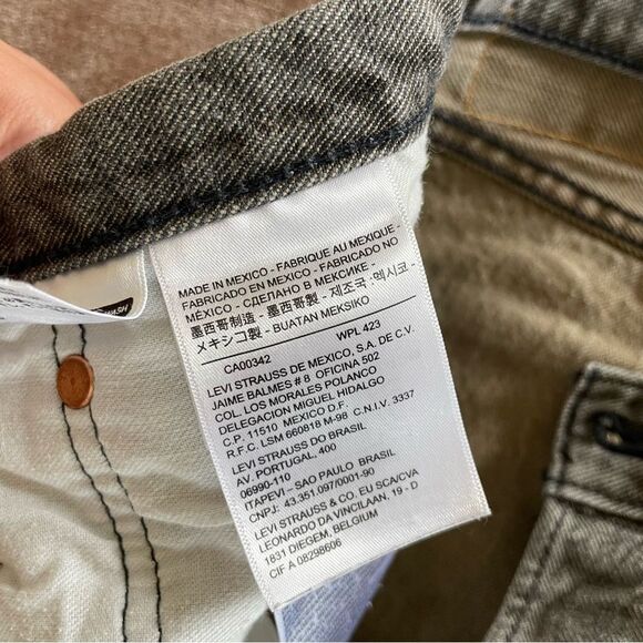 Levi Strauss & Co. Men's Gray Jeans Yellow Backing Button Fly Size 34/34 - Picture 9 of 12